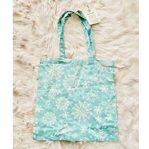 Mahogany Bag with A Purpose Snowflake Graphic Blue Linen Tote Bag